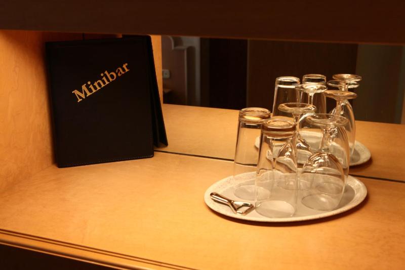 Hotel Ambiente Garni - image 16