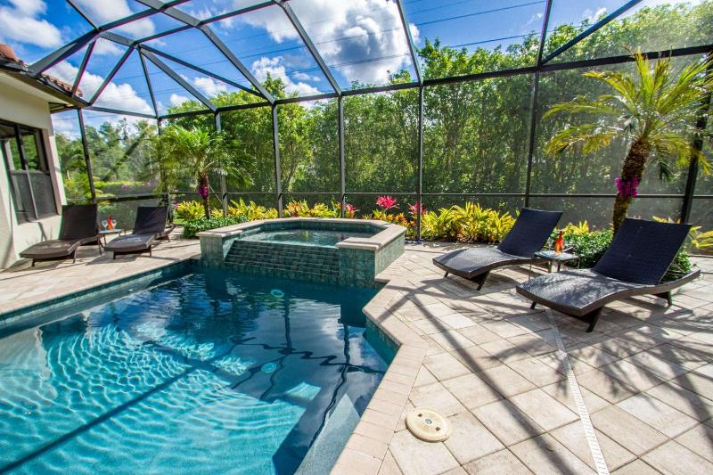 Naples Starfish House - Upscale weekly rentals - image 12