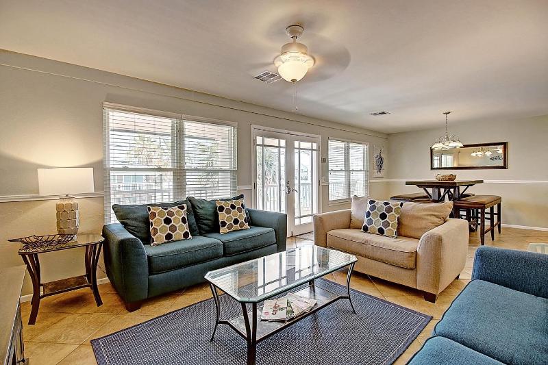 Five-Bedroom House image 2