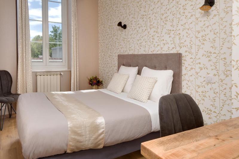 Standard Double Room image 1