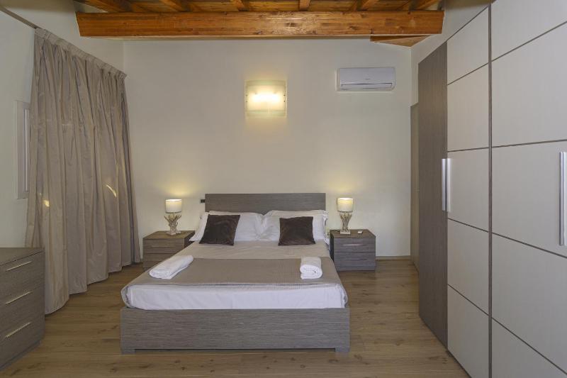 Two-Bedroom Apartment with Sea View image 4