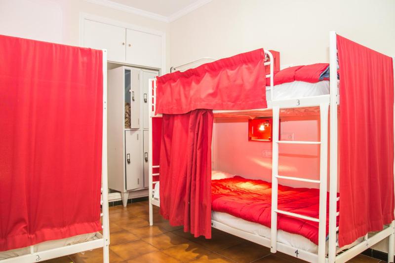 Bed in 4-Bed Female Dormitory Room with Private Bathroom image 3