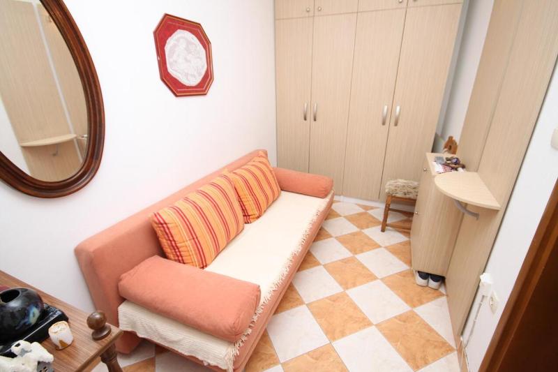 One-Bedroom Apartment with Terrace and Sea View image 3