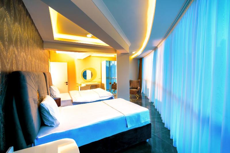 King Suite image 4