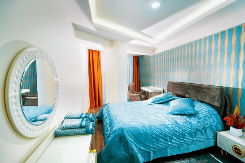King Suite image 2