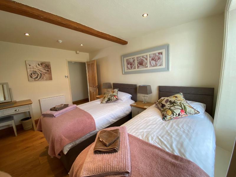 Two-Bedroom Apartment image 3