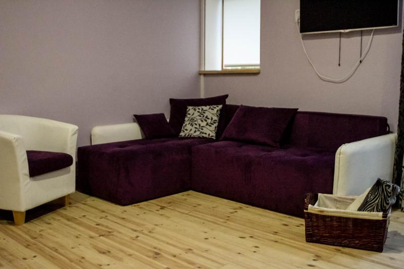 Superior Family Room image 3