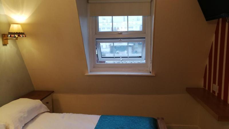 Regency Hotel - image 29