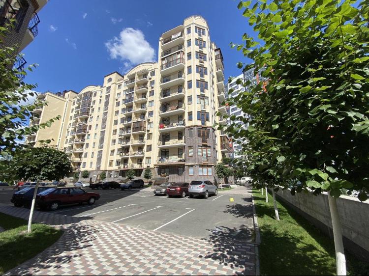 Apartment with Balcony image 3