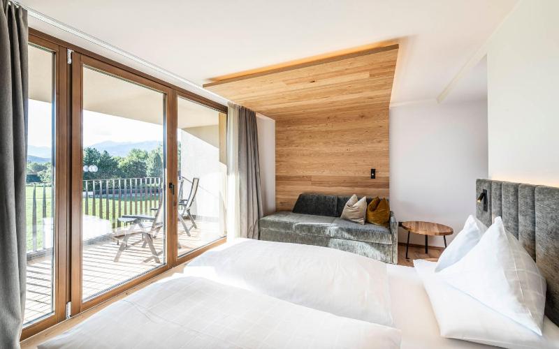 Family Suite with Balcony image 3