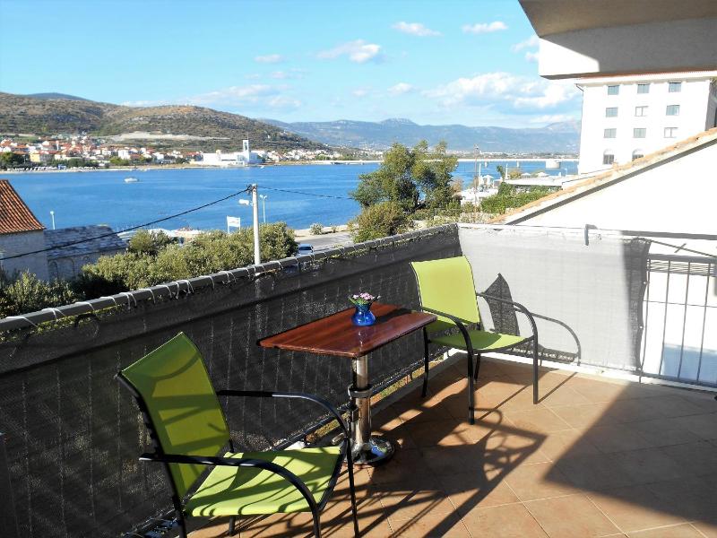 Studio with Sea View image 4