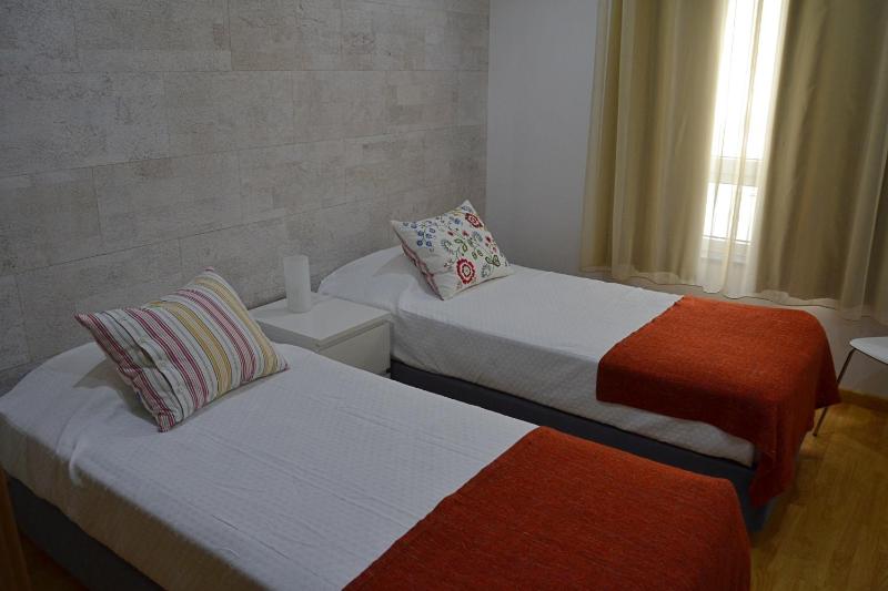 Two-Bedroom Apartment with Garden View image 4