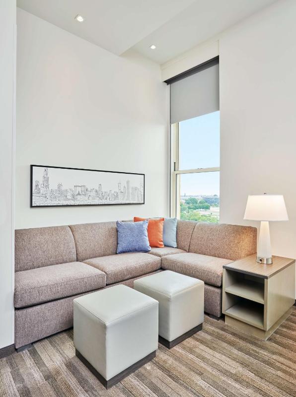 King Room image 2