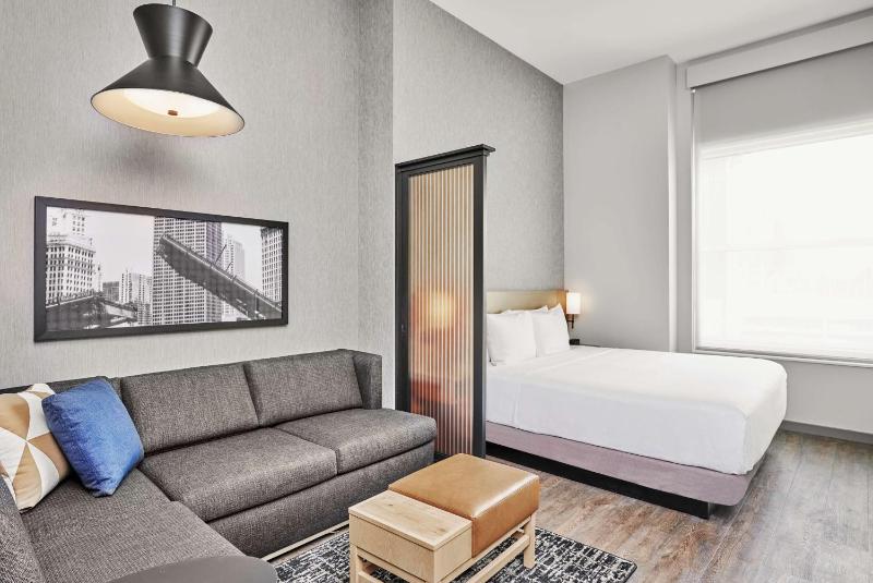 Hyatt Place Chicago Medical/University District - image 11