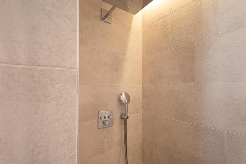 Privilege Room image 4