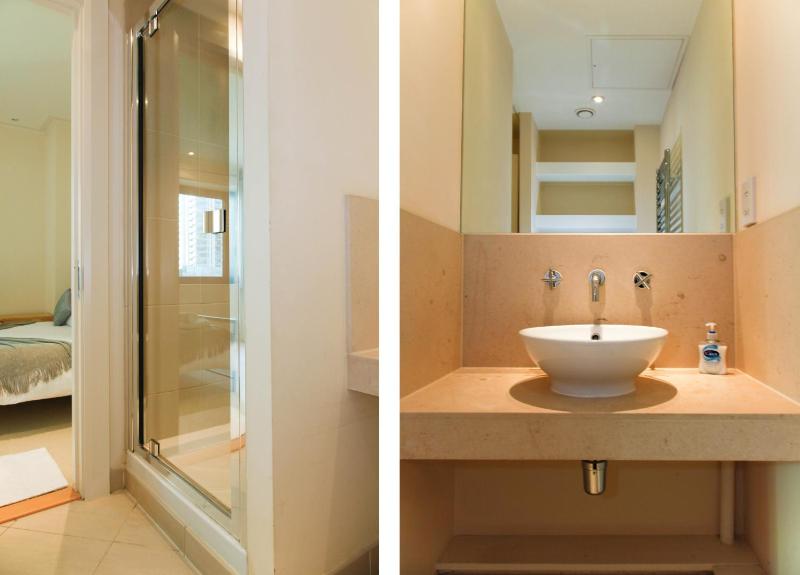 Two-Bedroom Apartment with River View image 3