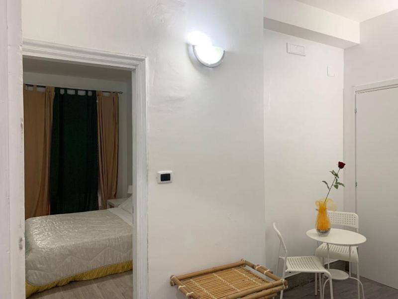 Deluxe Double Room image 2
