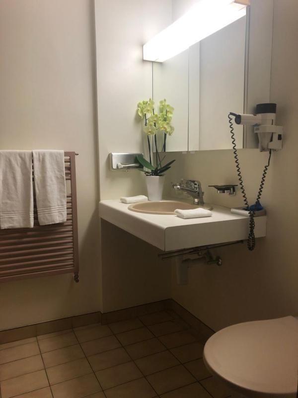 Single Room image 2