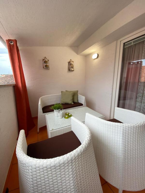 Two-Bedroom Apartment image 3