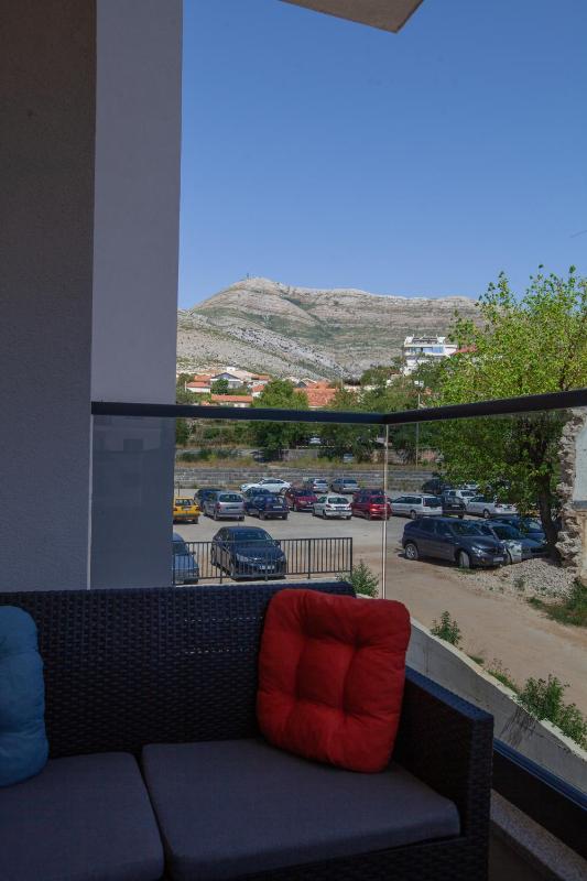 Apartman Exclusive Trebinje Centar - image 3