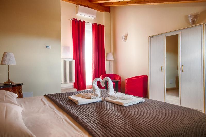 Lady Verona Residence - image 12