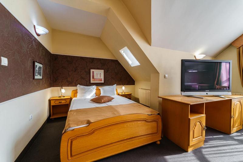 Hotel Avion - Self check in - image 12