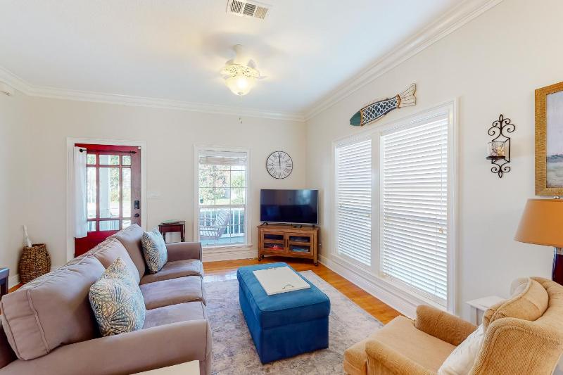 one bedroom house image 1