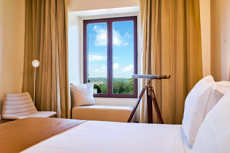 Superior Double Room image 4