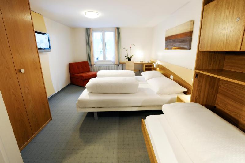 Triple Room image 4
