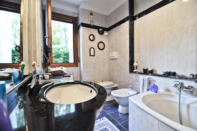 Three-Bedroom Apartment image 3