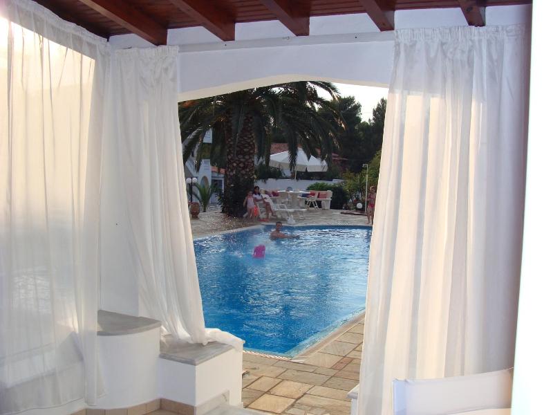 Suite with Pool View image 1