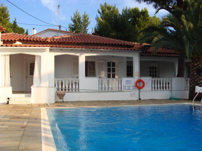 Suite with Pool View image 2