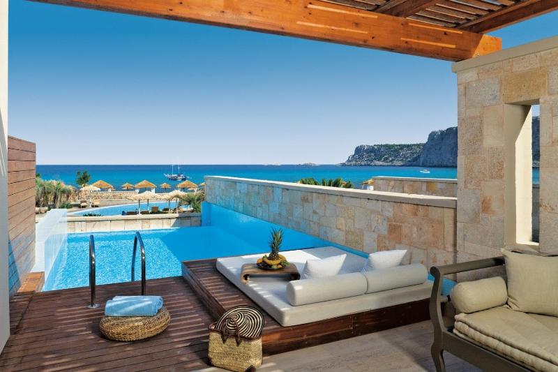 Suite with Private Pool and Sea Front View image 3