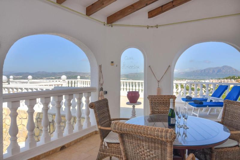 Villa image 3