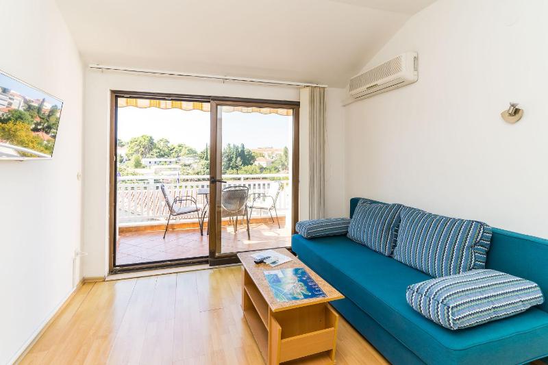 One-Bedroom Apartment with Balcony image 2