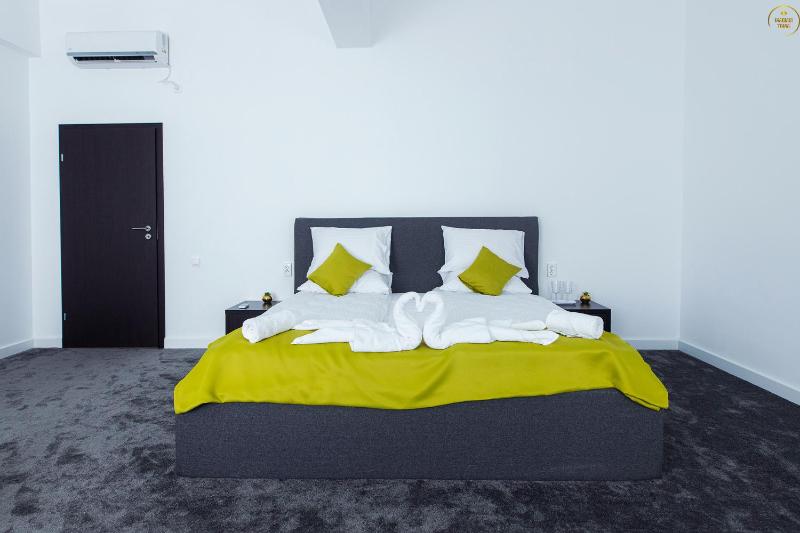 Double Room image 1