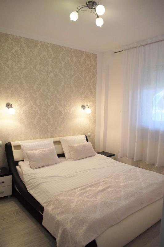 Apartment image 3