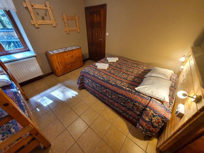 Economy Quadruple Room image 4