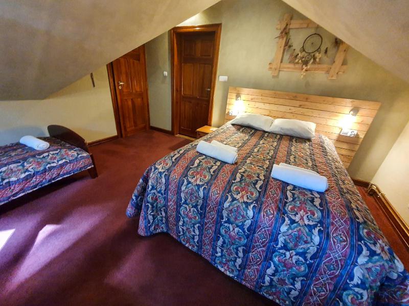 Economy Quadruple Room image 4