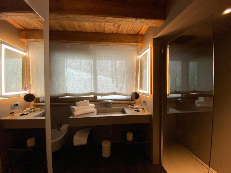 Double or Twin Room with Spa Access image 2