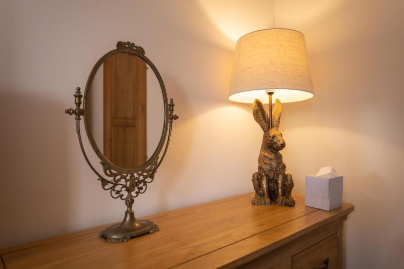 Superior King Room image 2