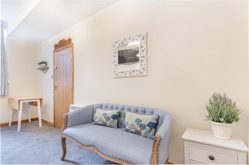 Basement  Apartment image 3
