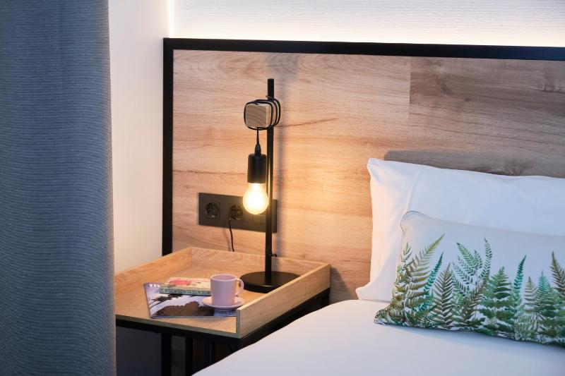 Quadruple Room with Terrace image 4