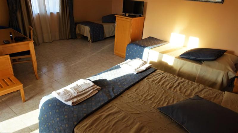 Classic Quadruple Room image 1