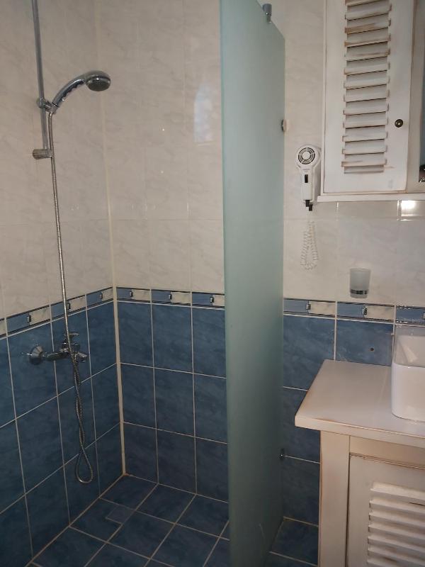 Economy Double Room image 2