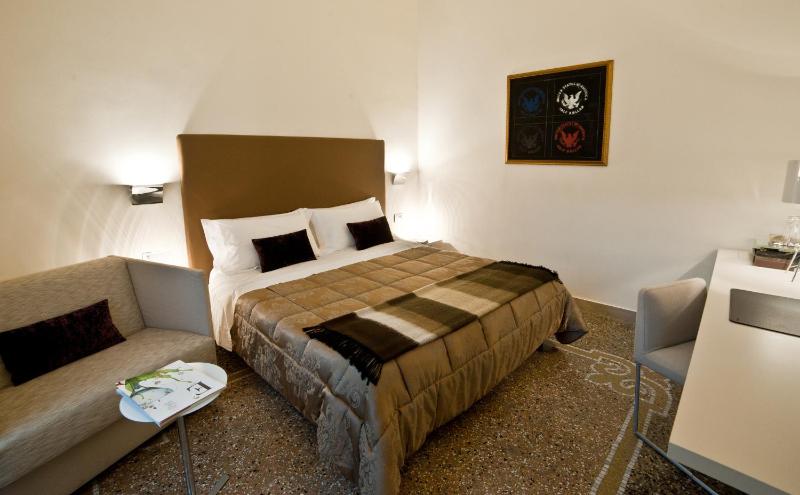 Town House Cavour - image 10