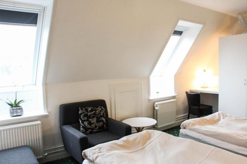 King Room image 2