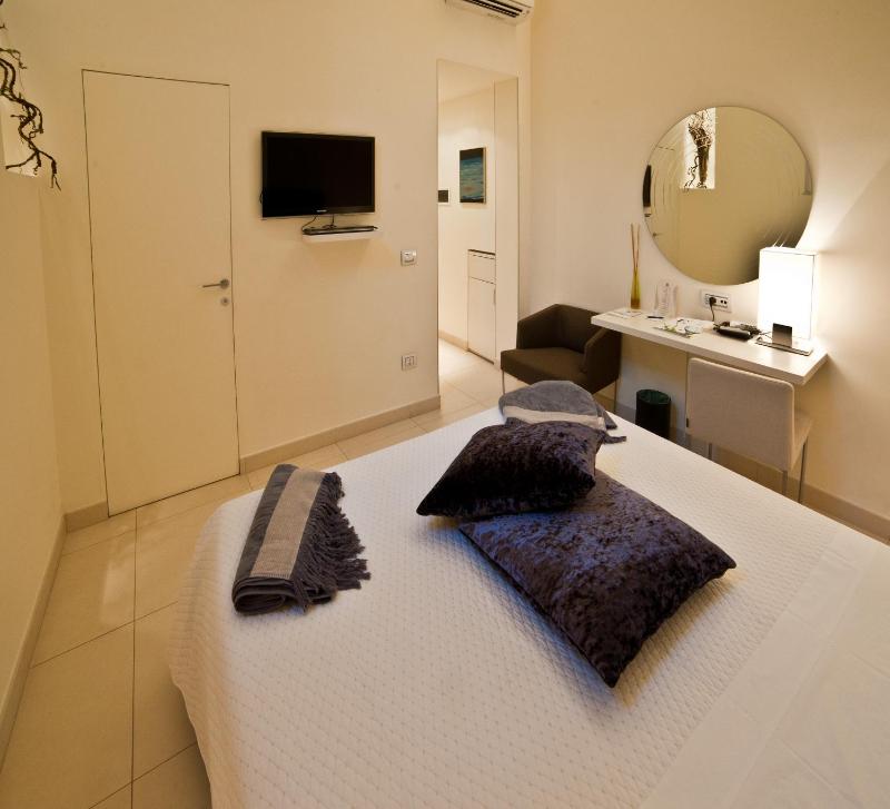 Town House Cavour - image 8