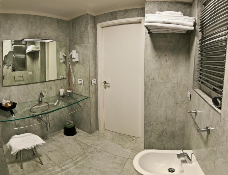 Town House Cavour - image 20