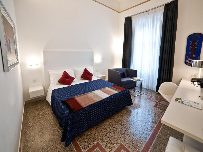 Town House Cavour - image 31